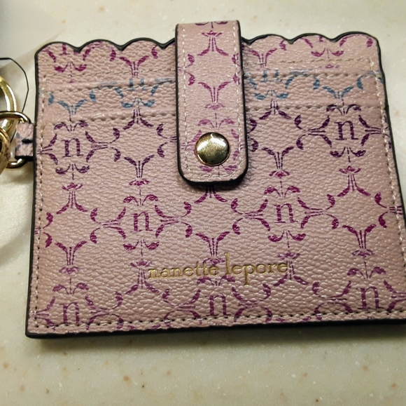Nanette Lepore mauve bracelet card case with removable keyring - Picture 2 of 5
